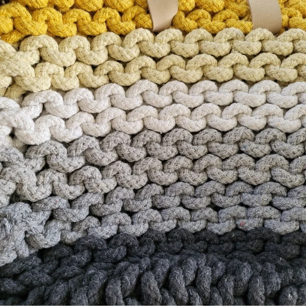 Ugg Rainbow Gradient Thick Rope Basket Yellow Gold Gray Medium Size 12 x 16